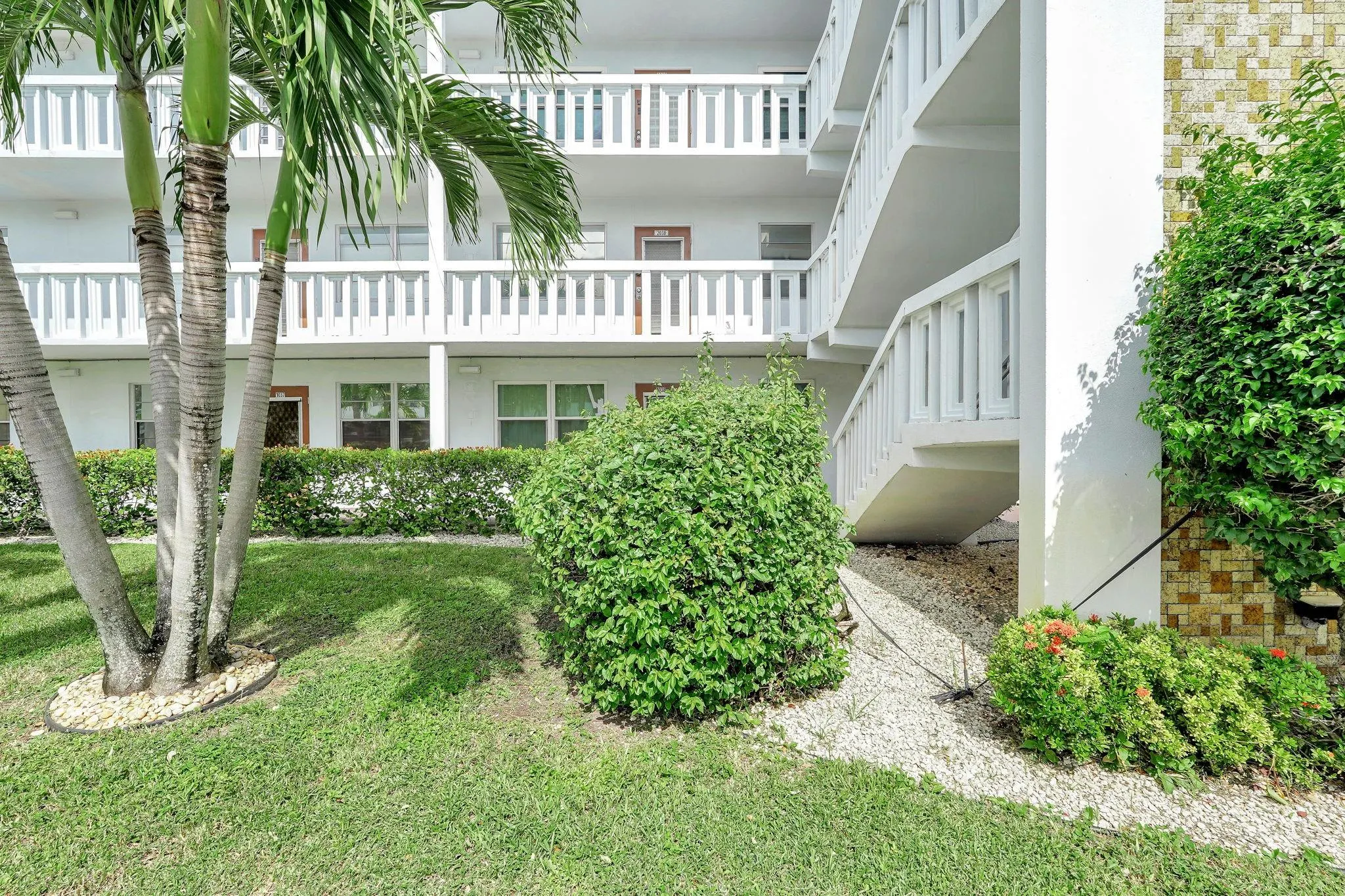 2038 Newport H, #2038