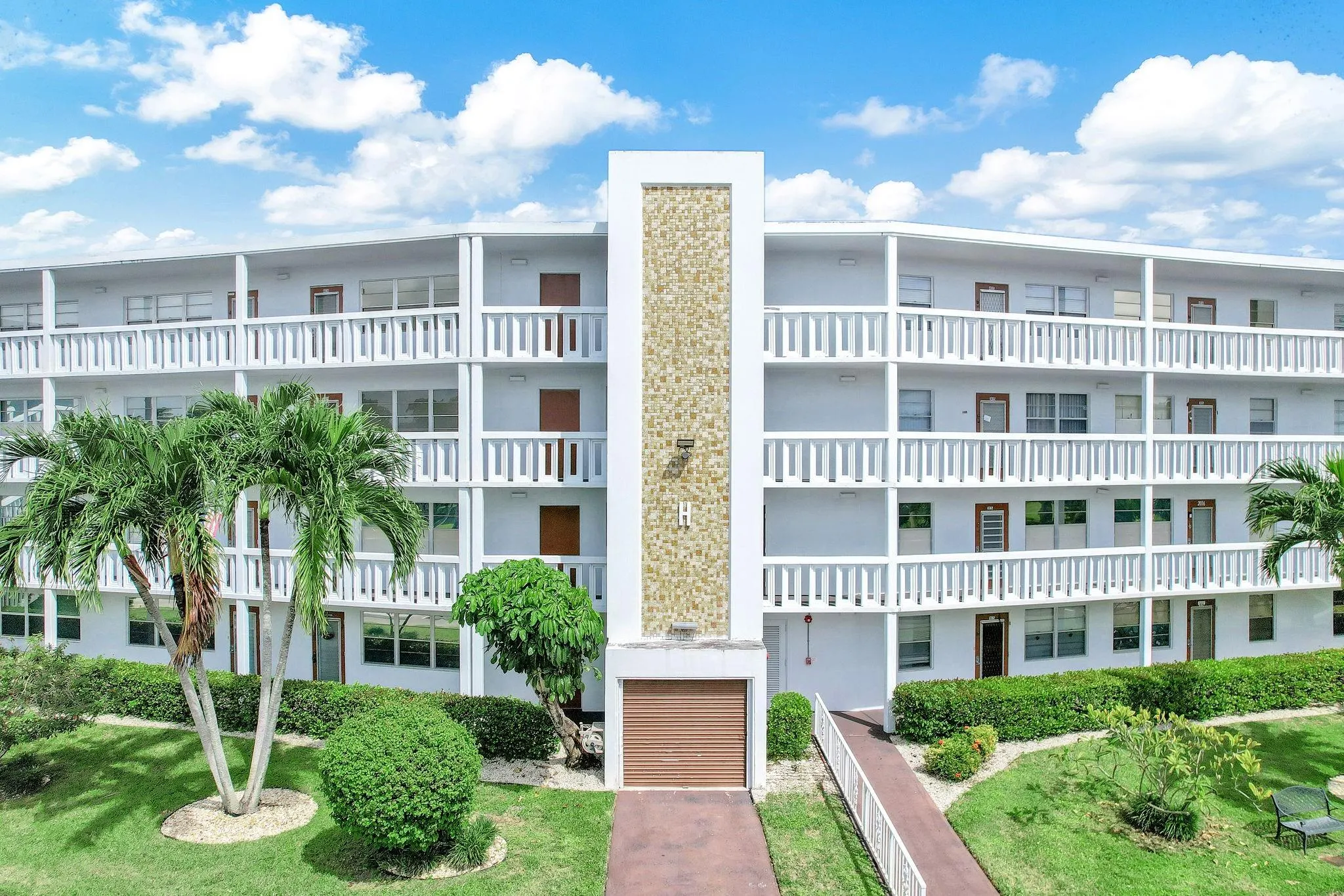 2038 Newport H, #2038