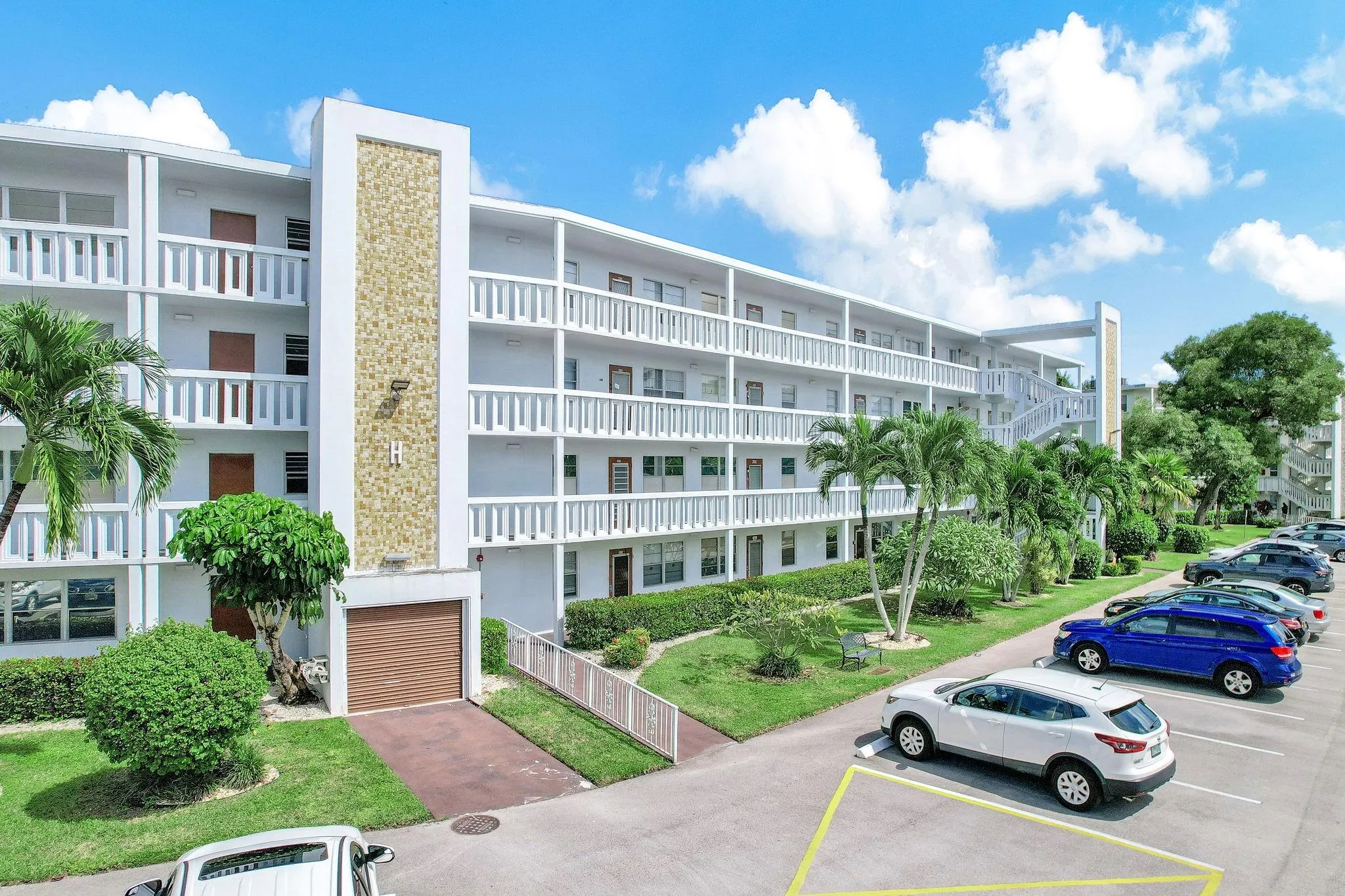 2038 Newport H, #2038