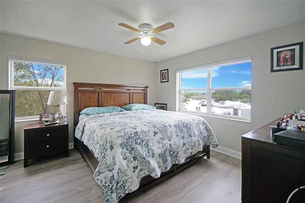 9660 Sunrise Lakes Blvd, #301