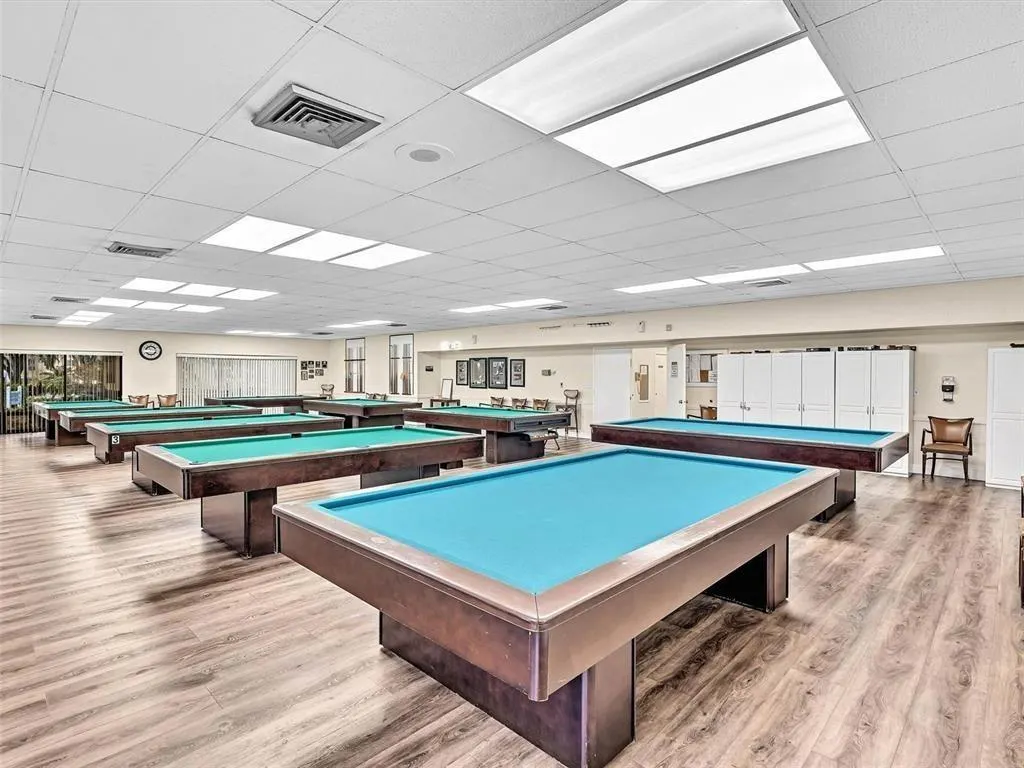 9660 Sunrise Lakes Blvd, #301