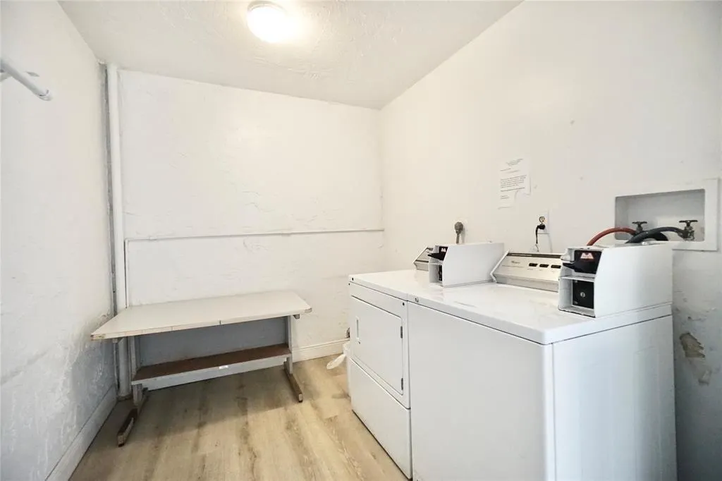 9660 Sunrise Lakes Blvd, #301