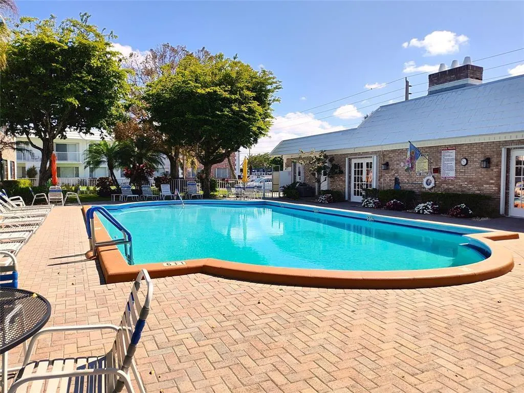 412 S Cypress Rd, #222