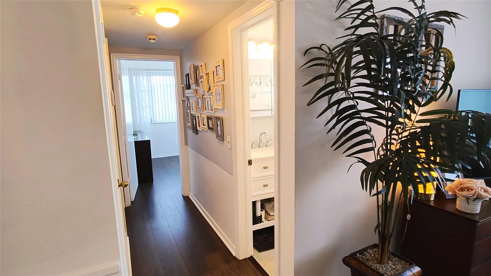412 S Cypress Rd, #222