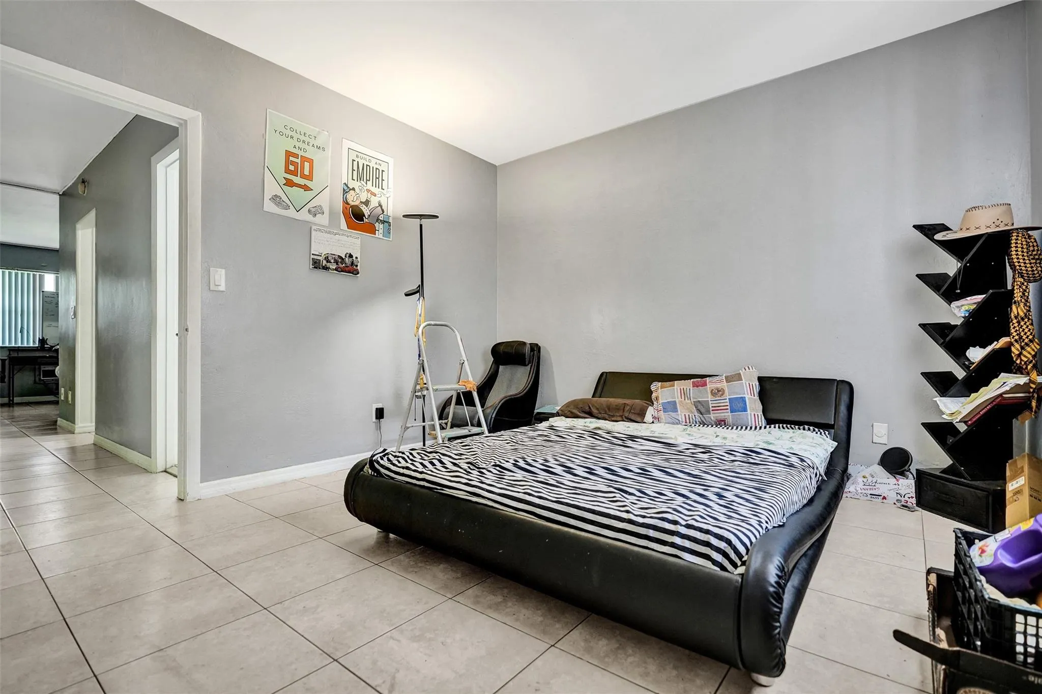 2915 Plunkett St, #5D