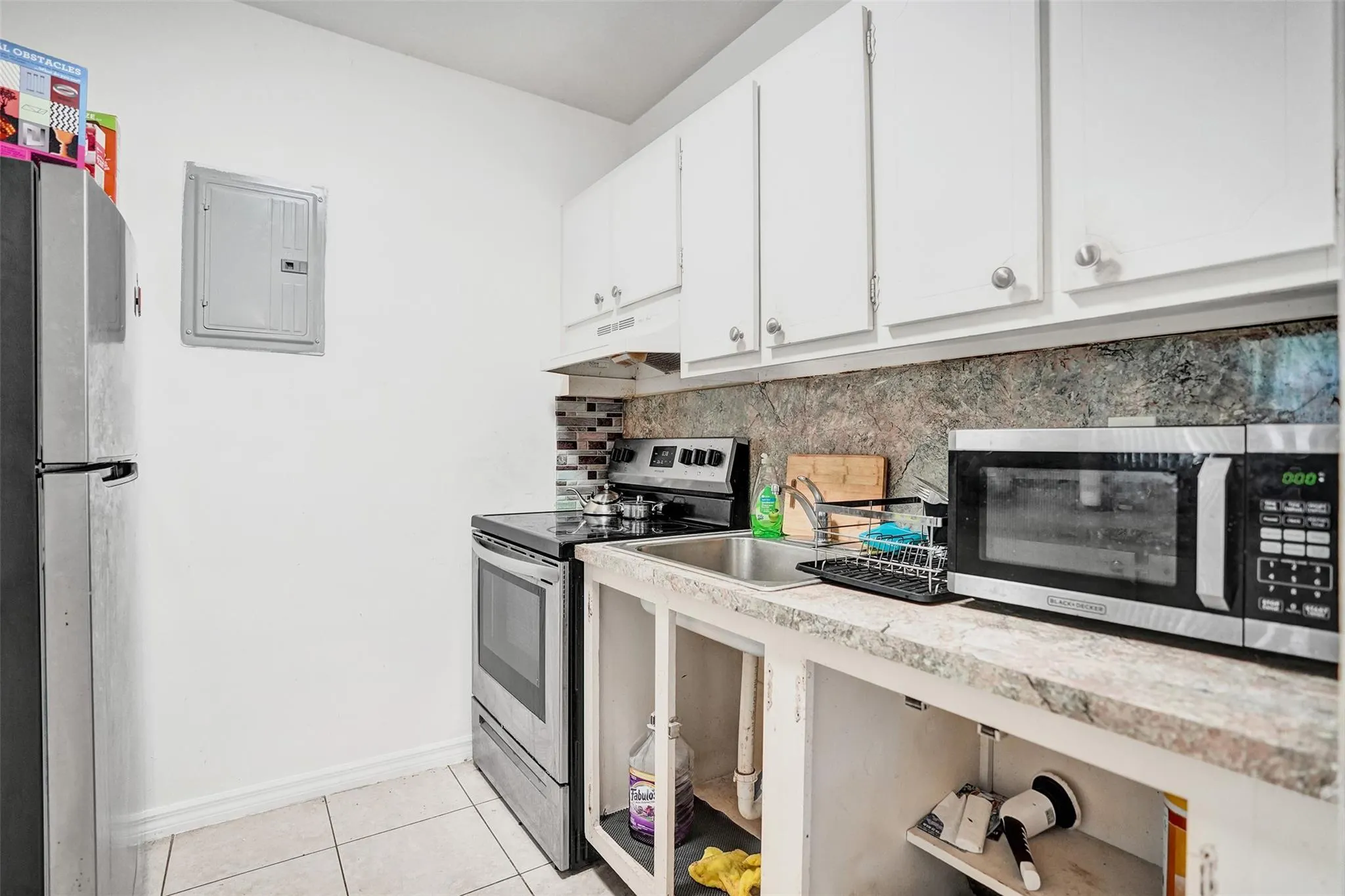 2915 Plunkett St, #5D
