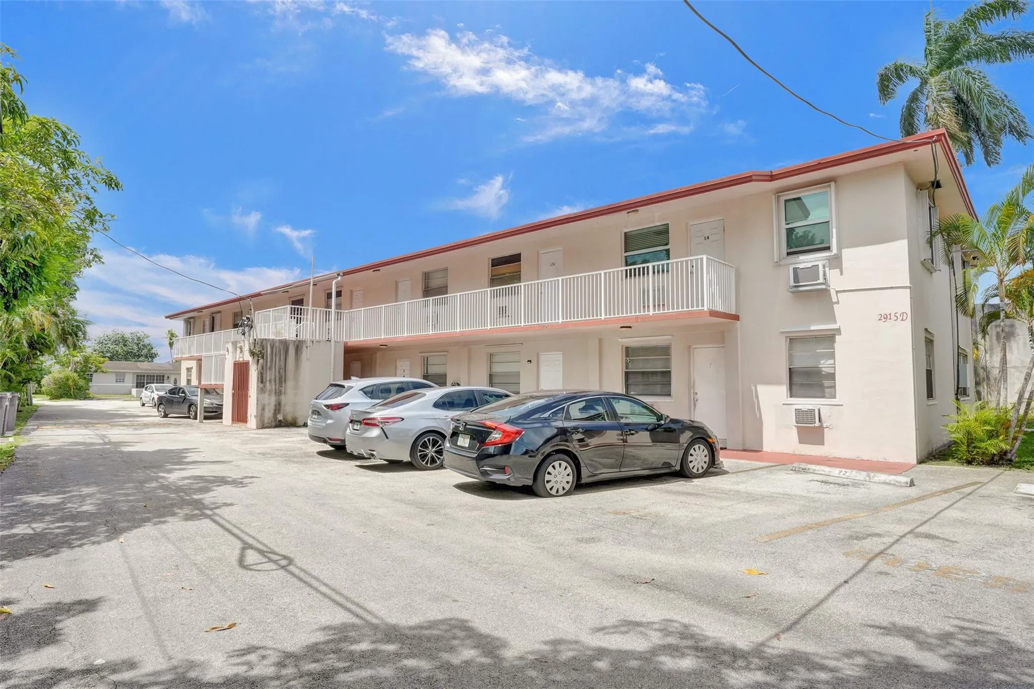 2915 Plunkett St, #5D
