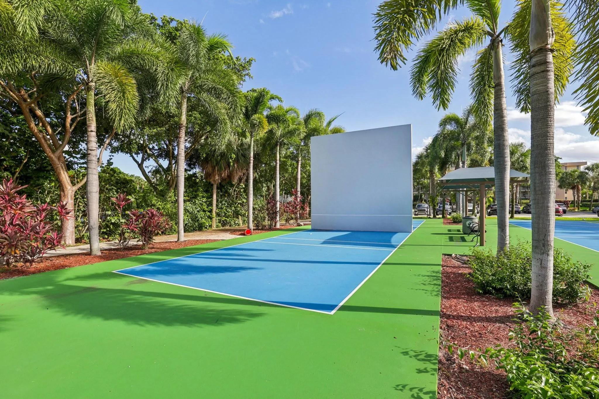 4015 W Palm Aire Drive, #106