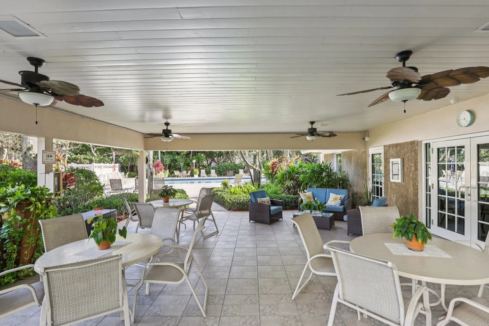 4015 W Palm Aire Drive, #106
