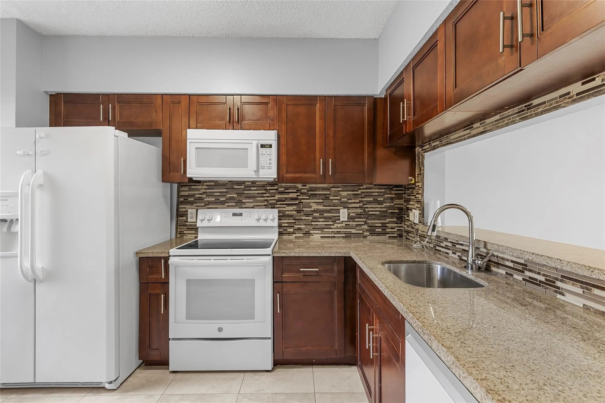 3192 Festival Dr, #238
