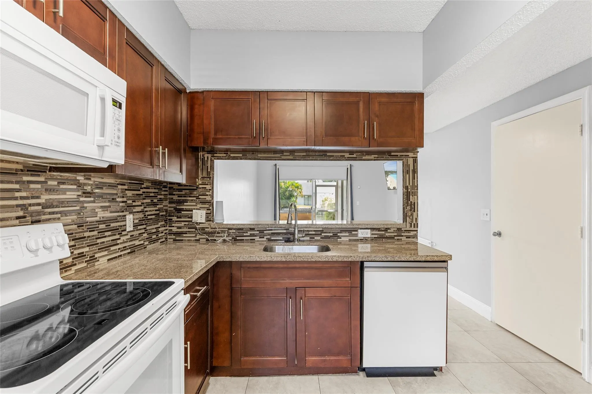 3192 Festival Dr, #238