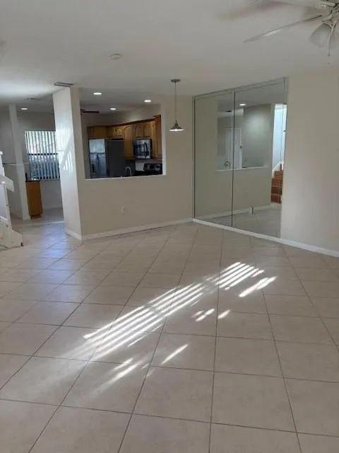 4151 Coral Springs Dr