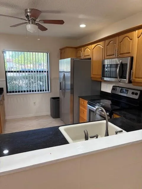 4151 Coral Springs Dr