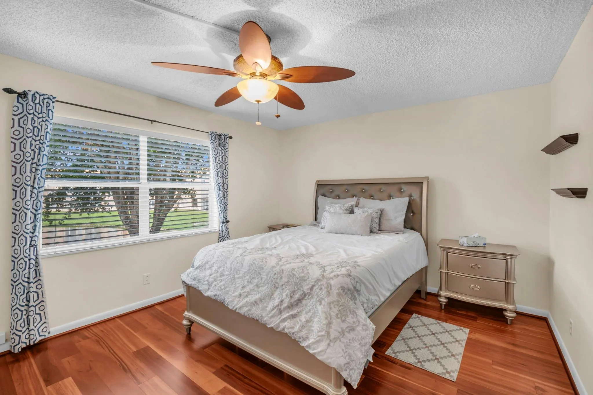 9301 Sunrise Lakes Blvd, #207