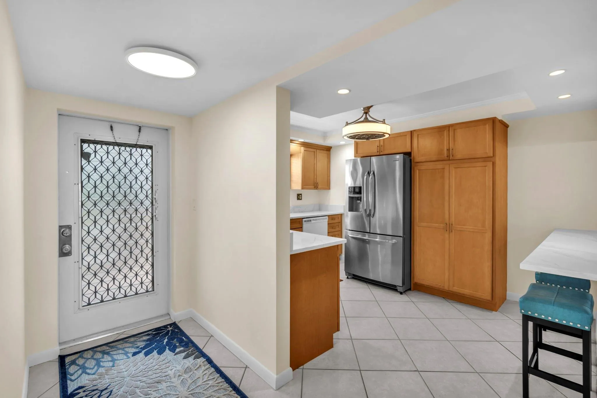 9301 Sunrise Lakes Blvd, #207
