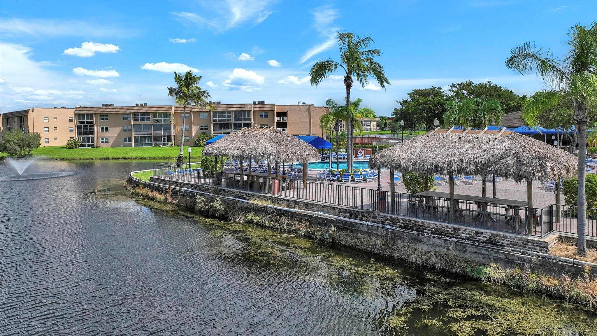 9301 Sunrise Lakes Blvd, #207