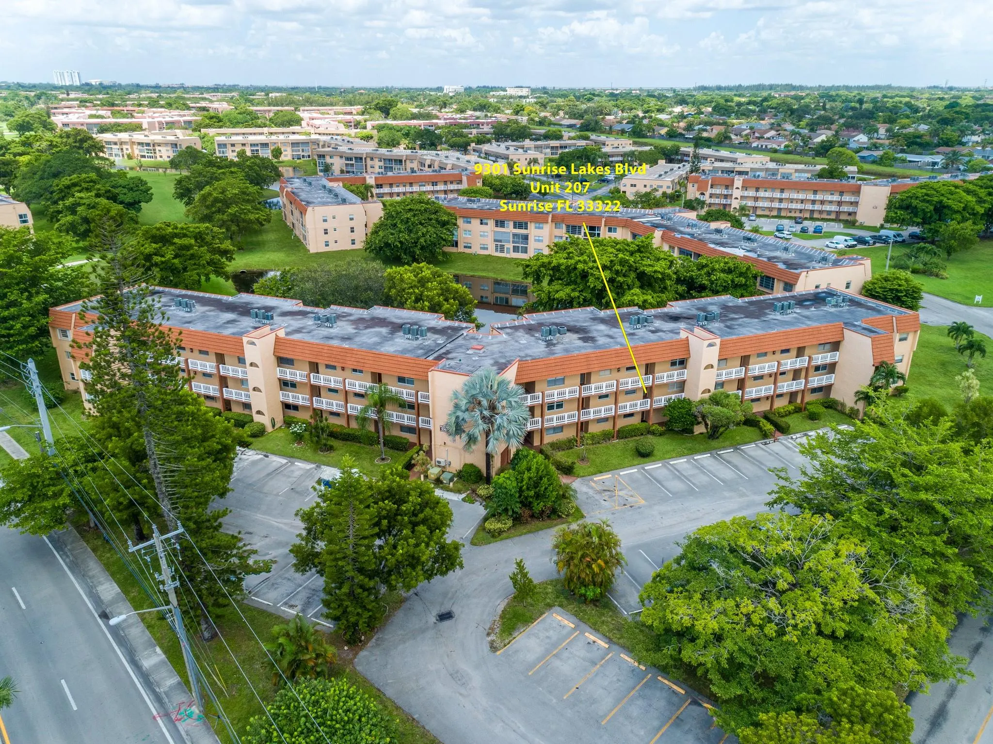 9301 Sunrise Lakes Blvd, #207