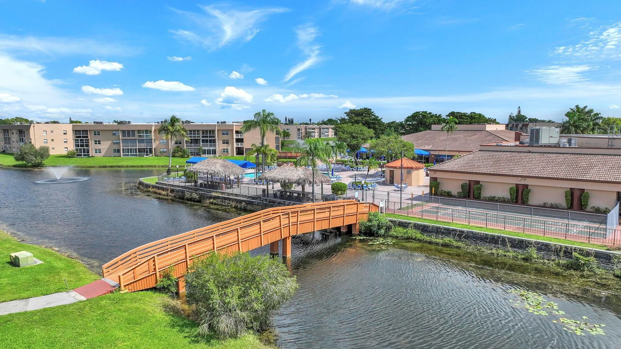9301 Sunrise Lakes Blvd, #207