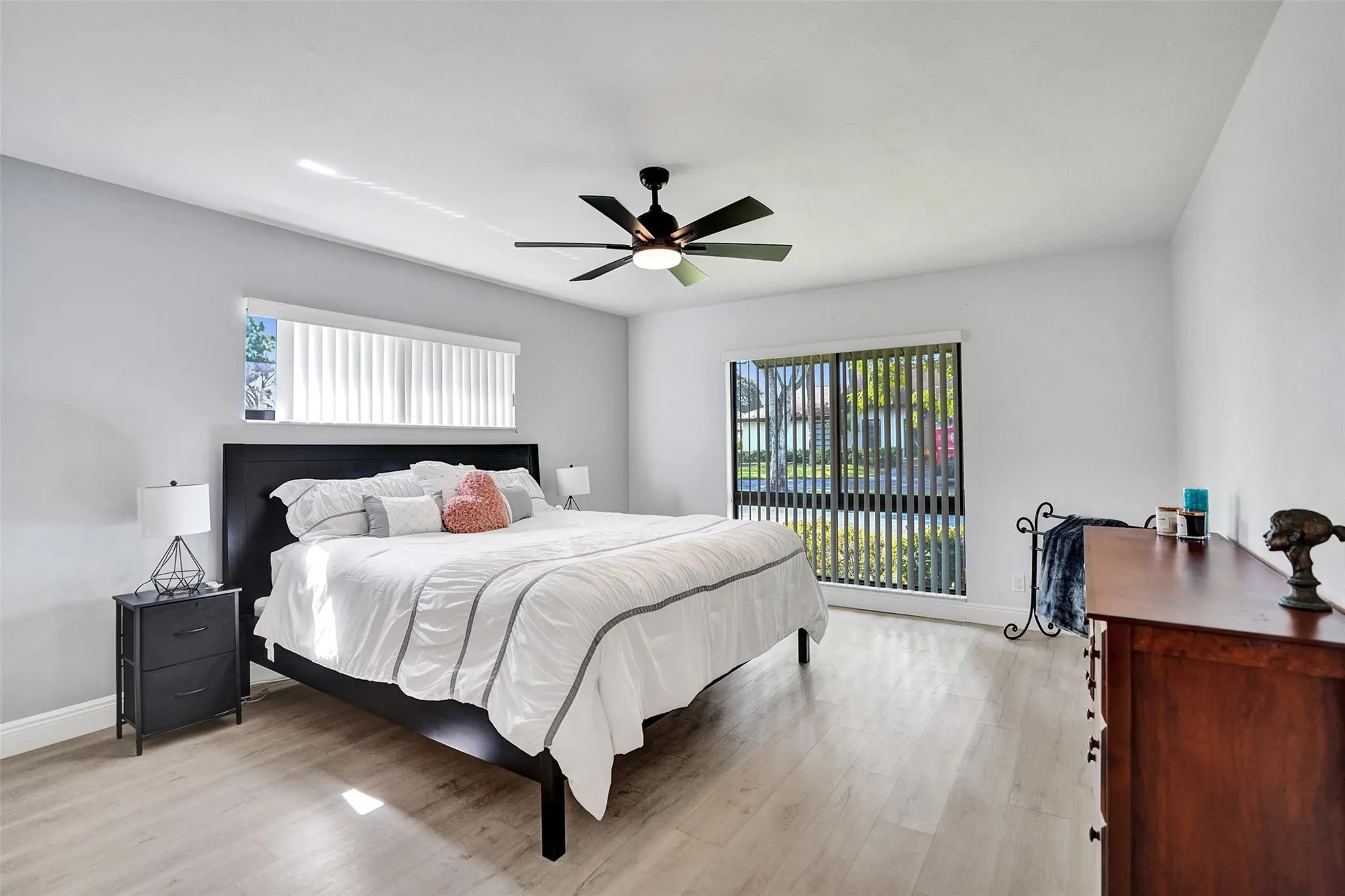 4840 Greentree Lane, #B