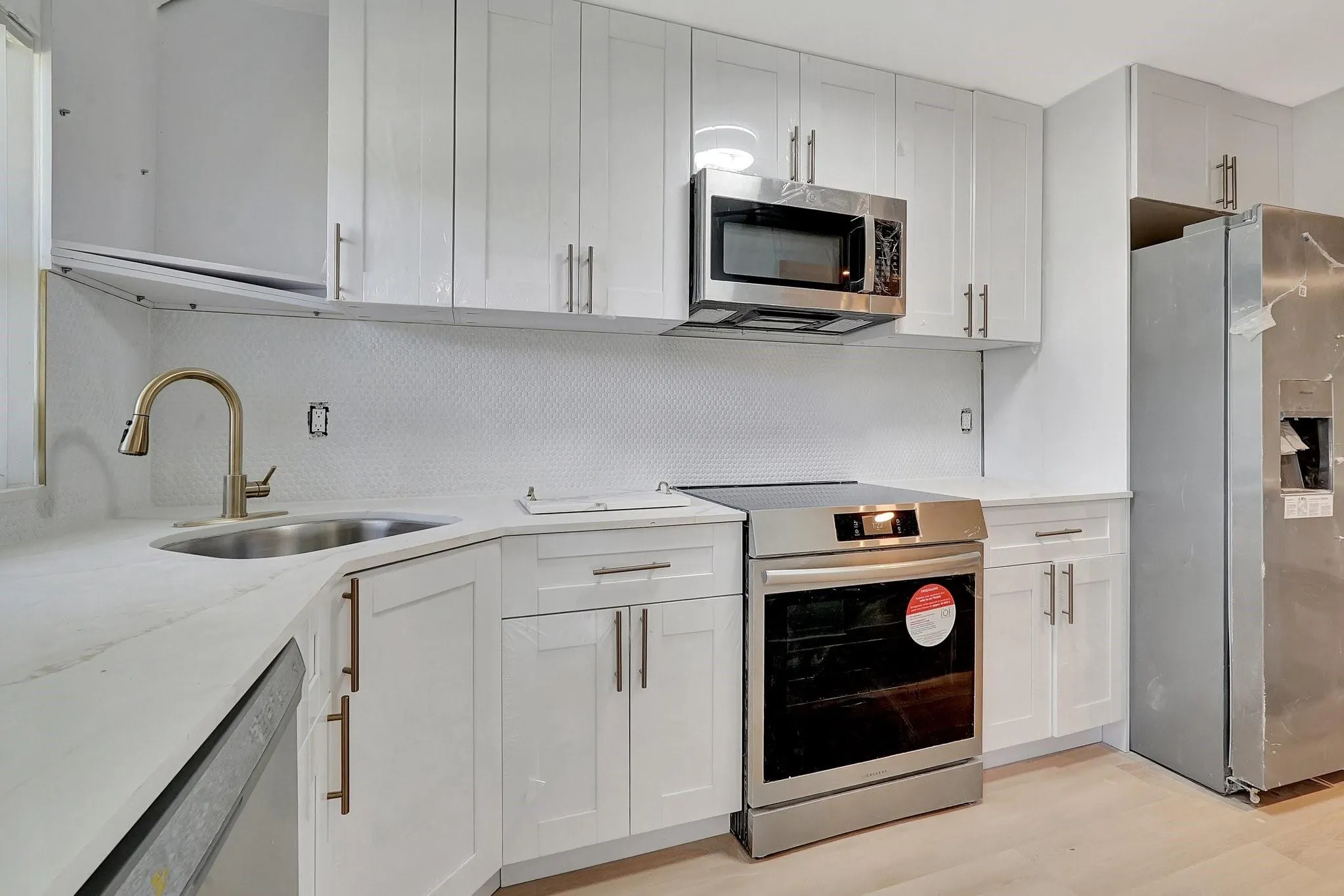 161 NE 10th Ave