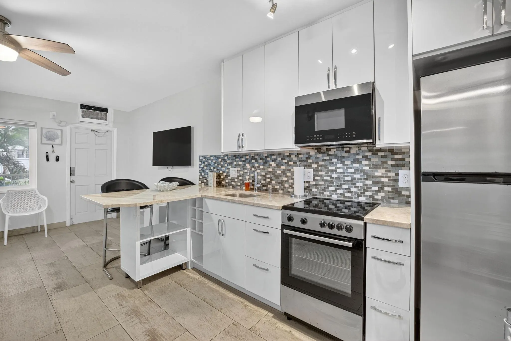 1480 S Ocean Blvd, #209