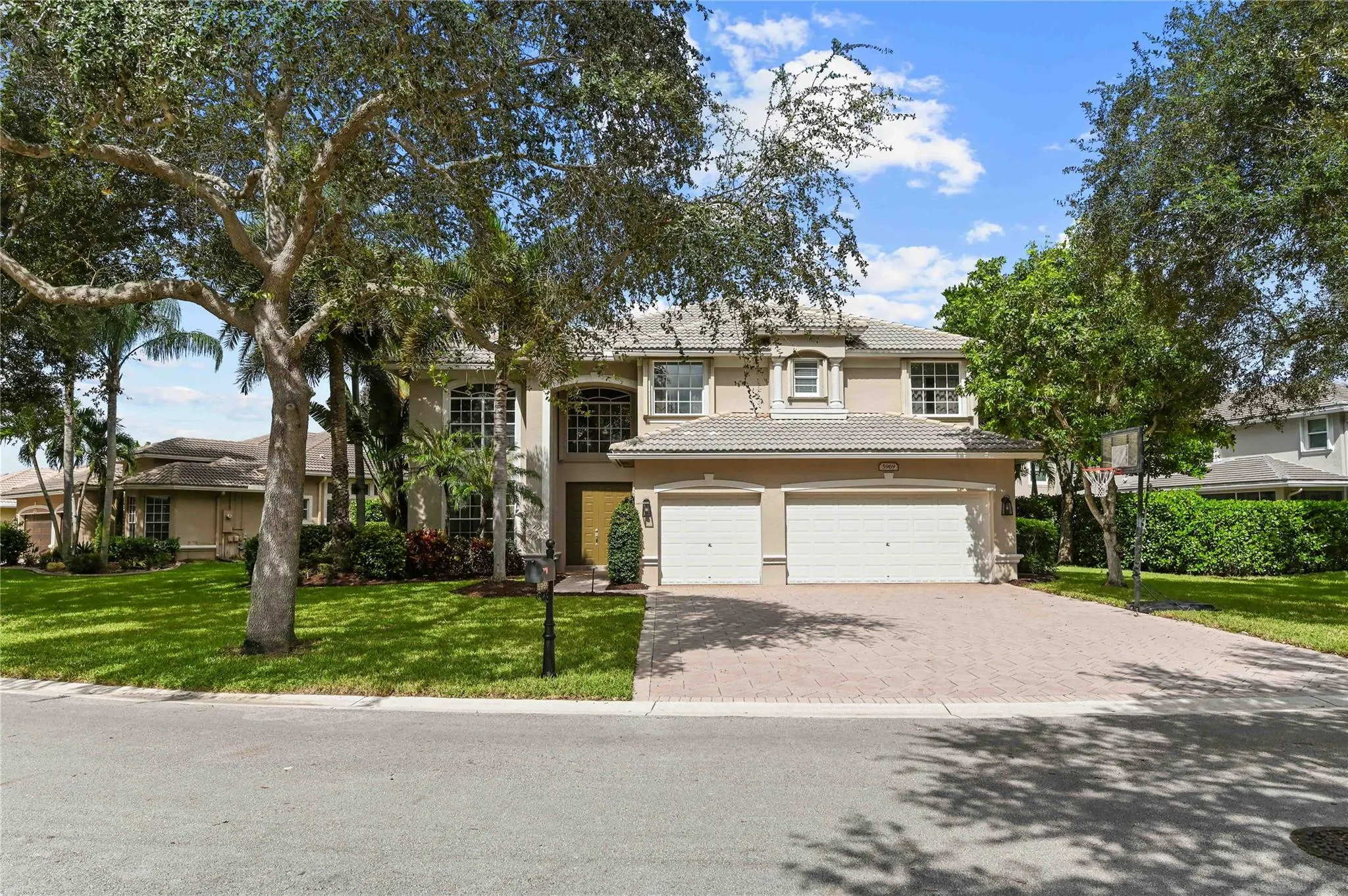 5969 NW 56th Cir
