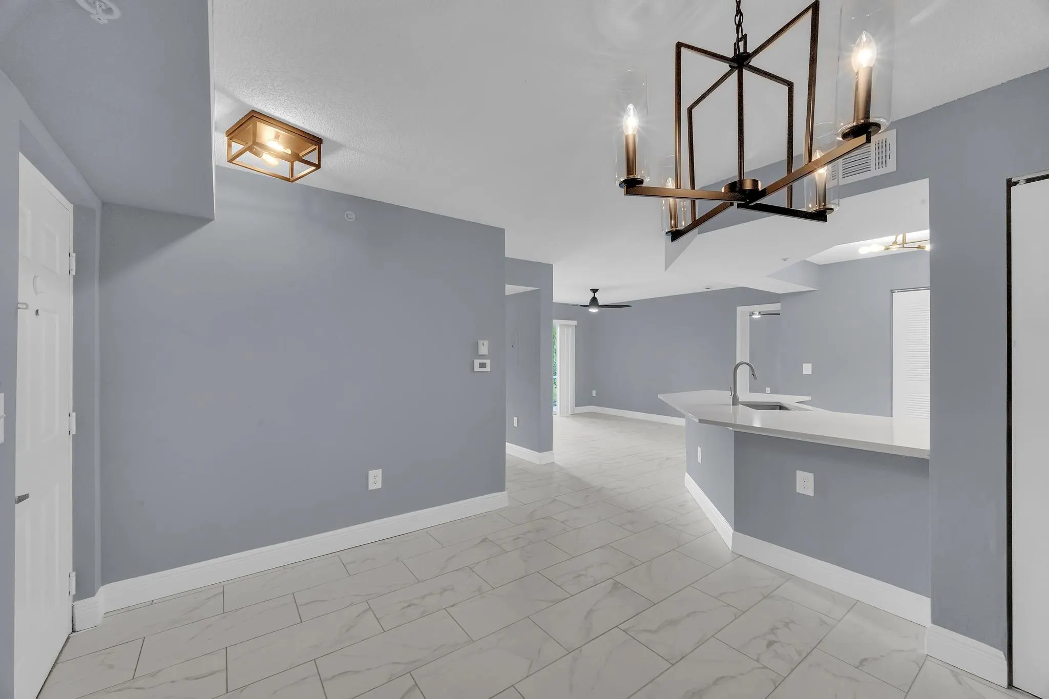 3809 NW Mediterranean Ln, #104