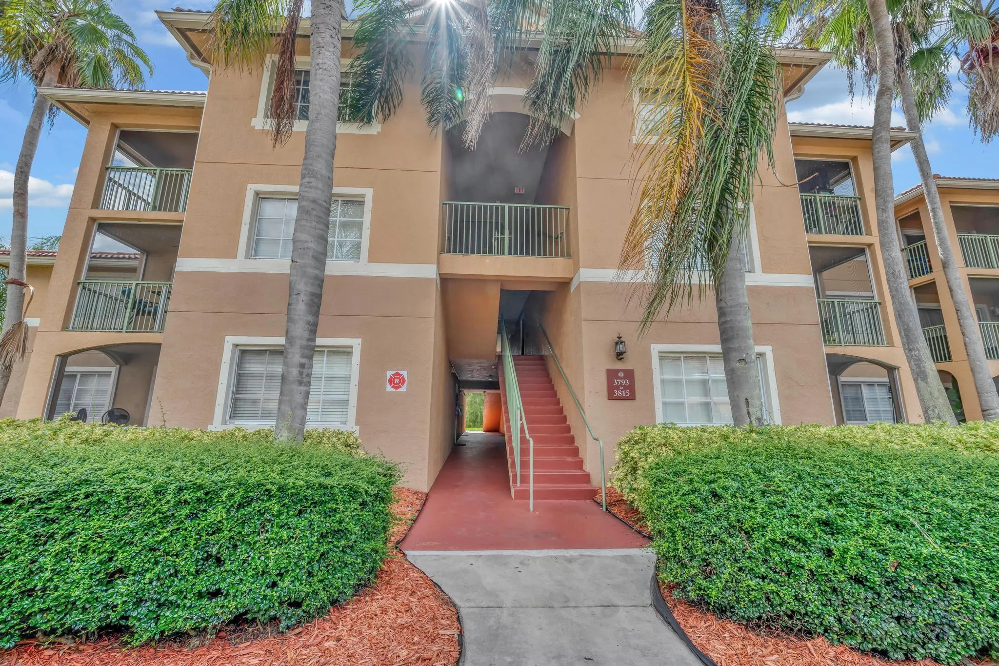 3809 NW Mediterranean Ln, #104