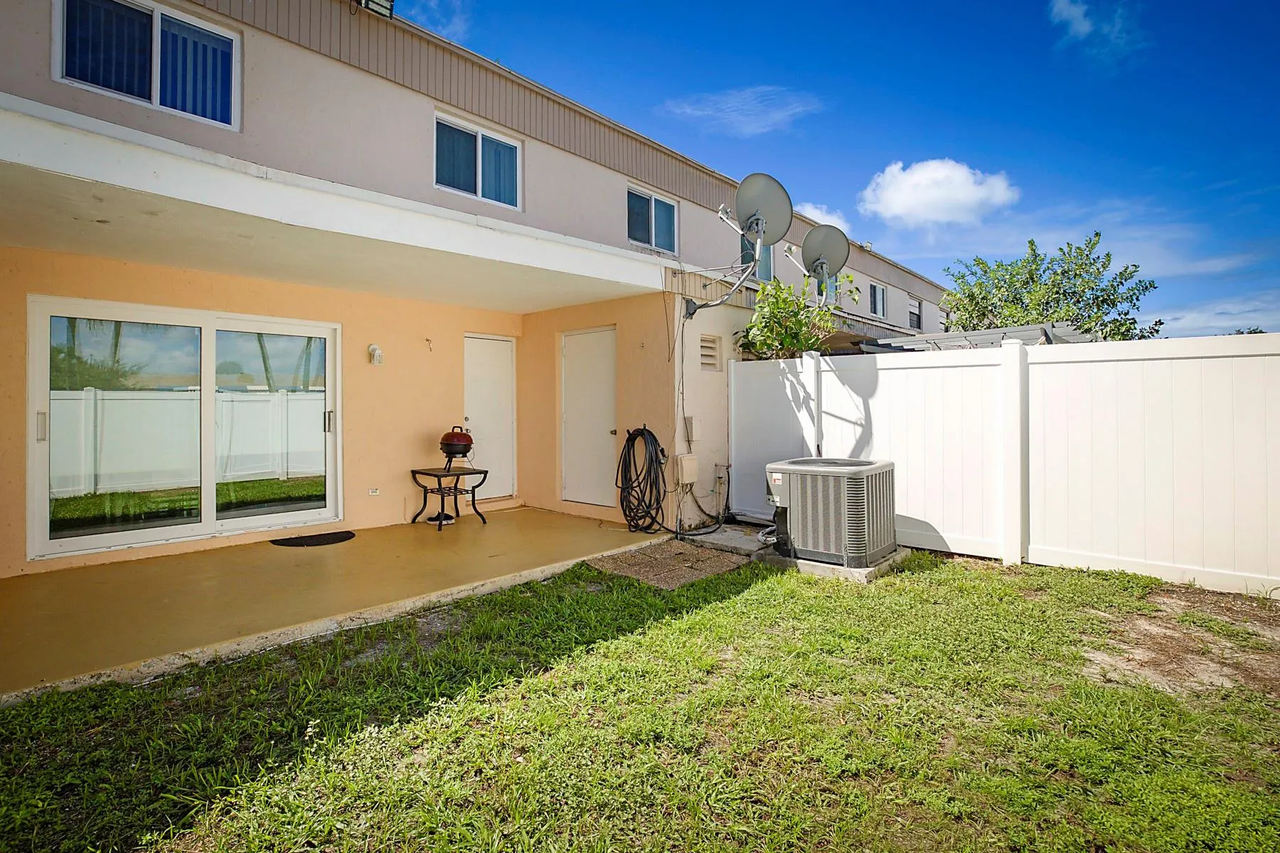 8091 NW 13th St, #E