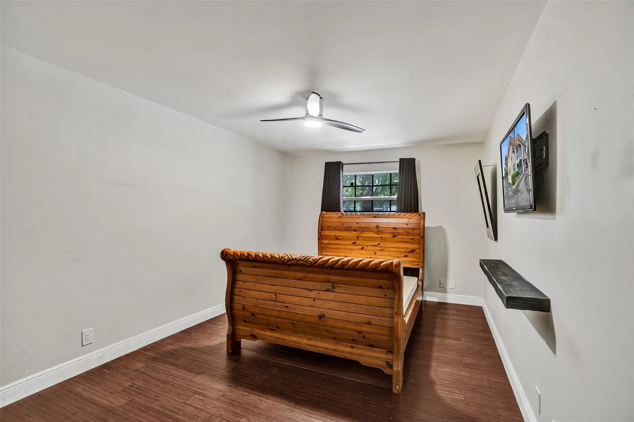 101 E Mcnab Rd, #407