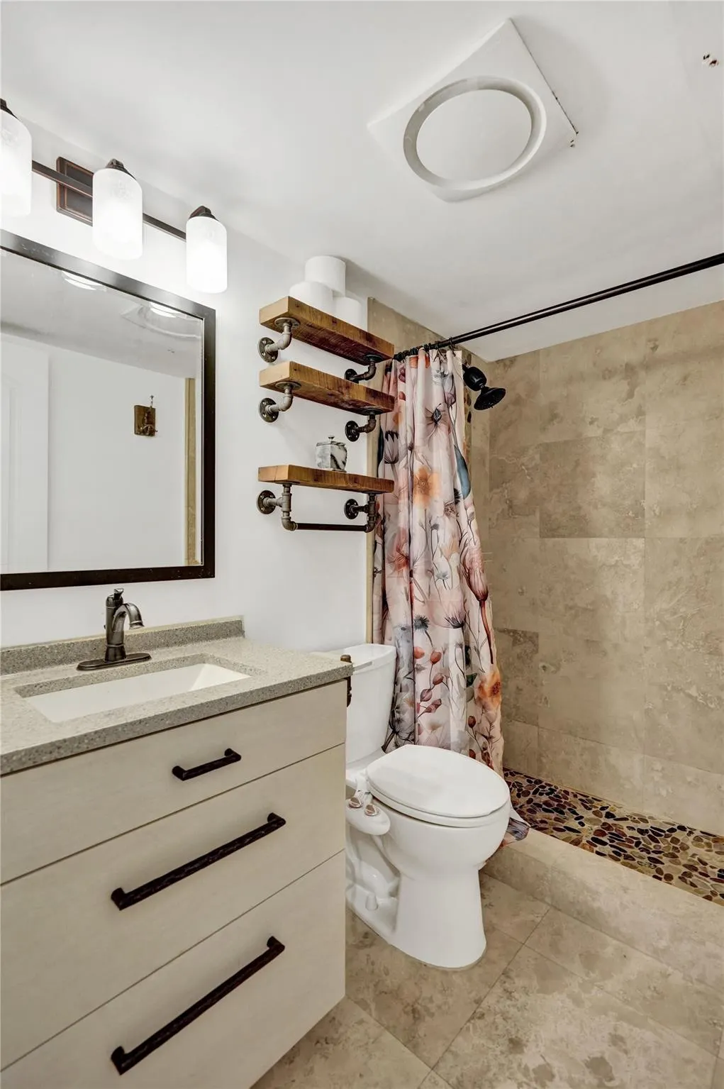 101 E Mcnab Rd, #407