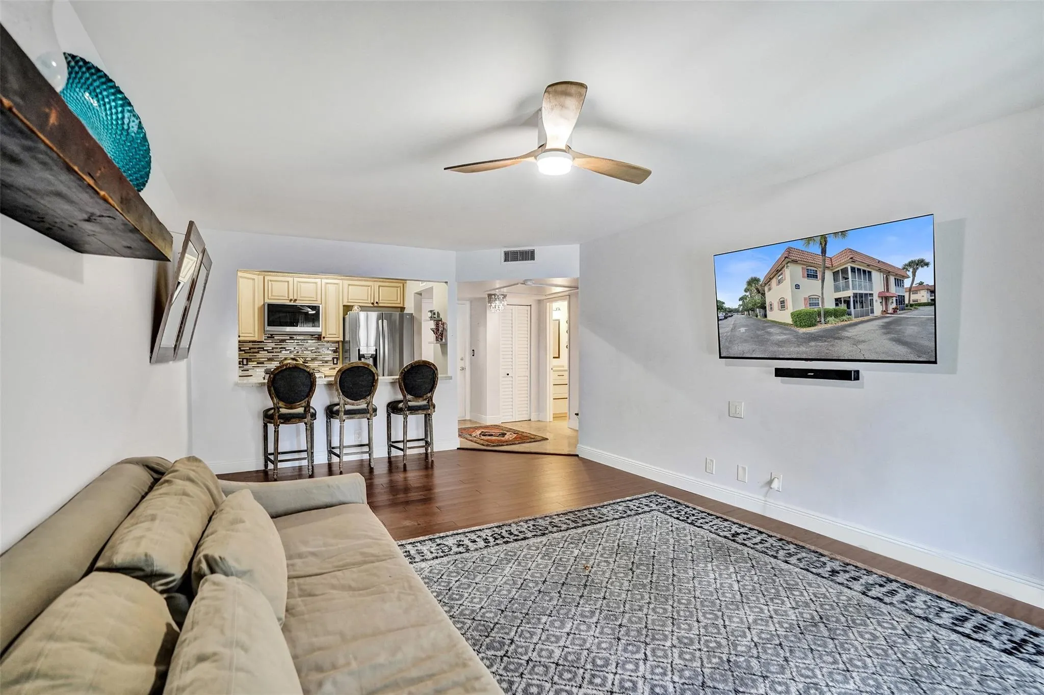 101 E Mcnab Rd, #407