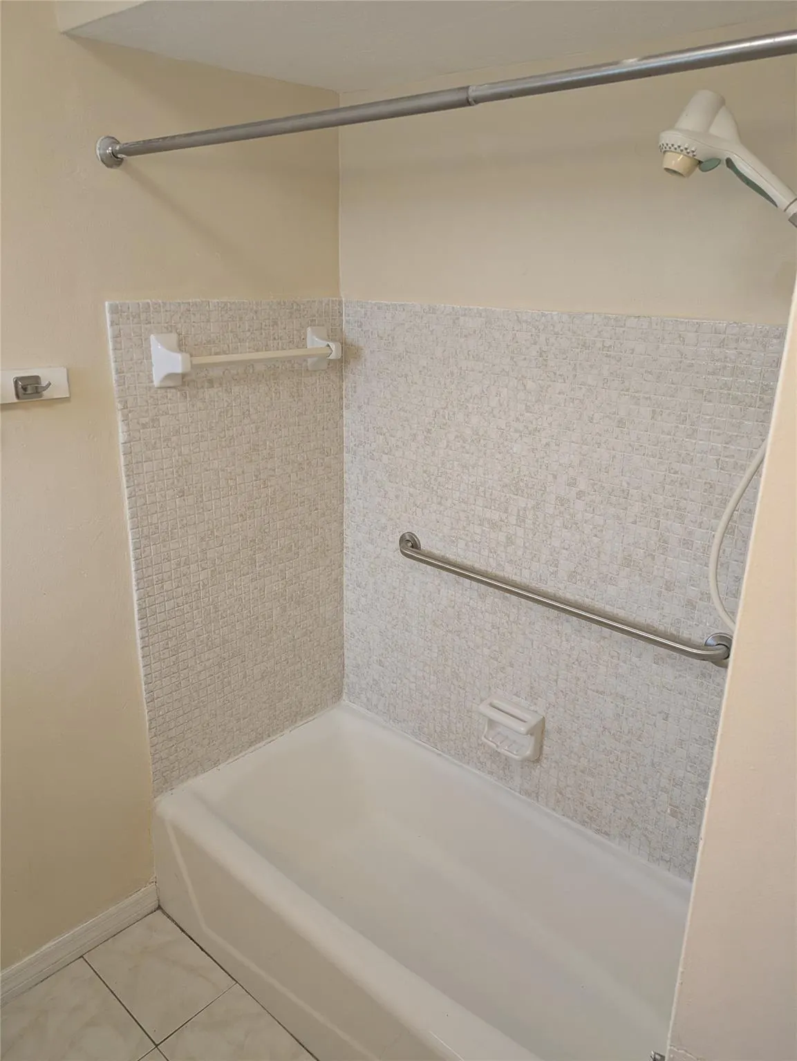 2941 NW 68th Ter, #5