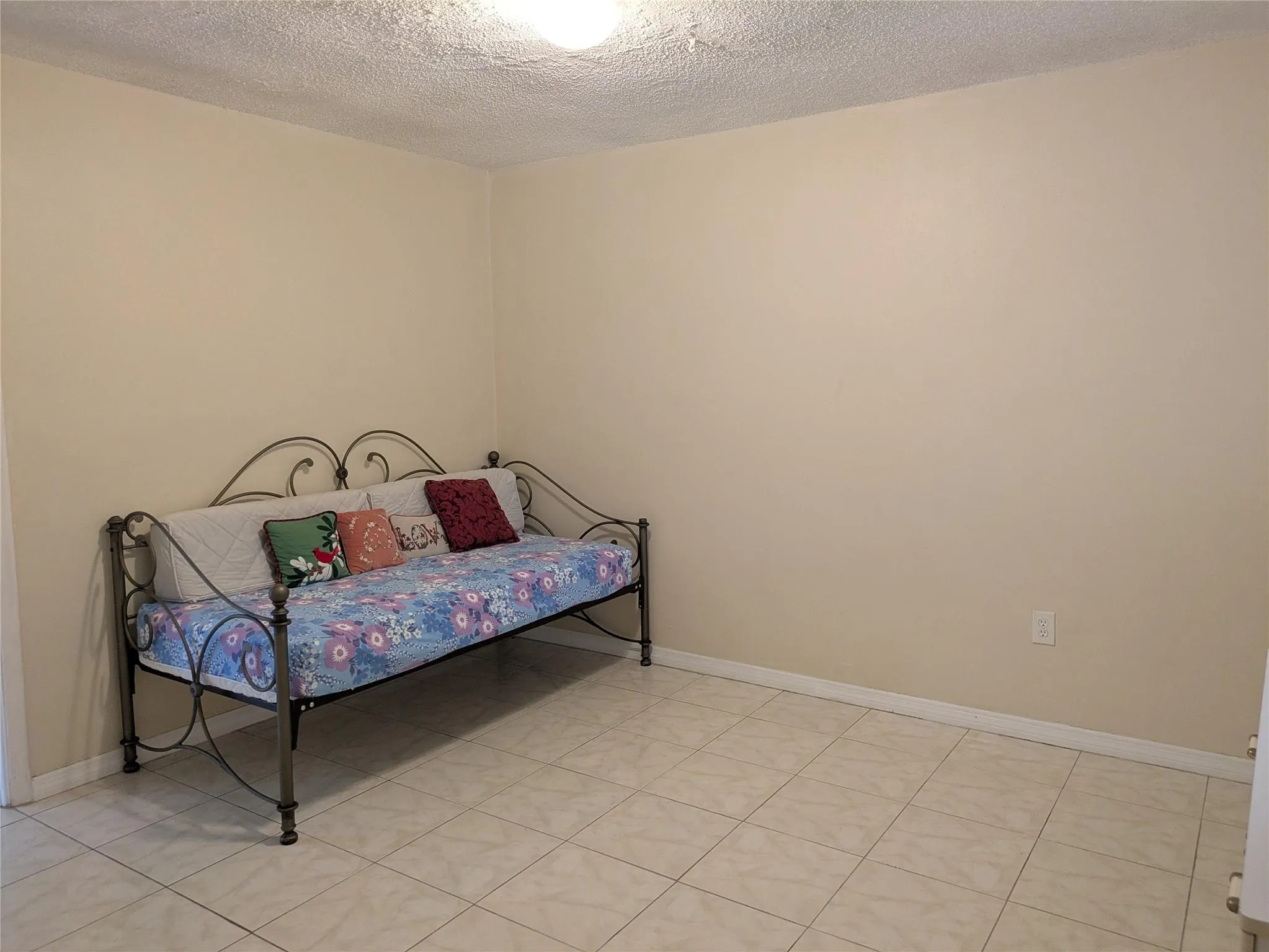 2941 NW 68th Ter, #5