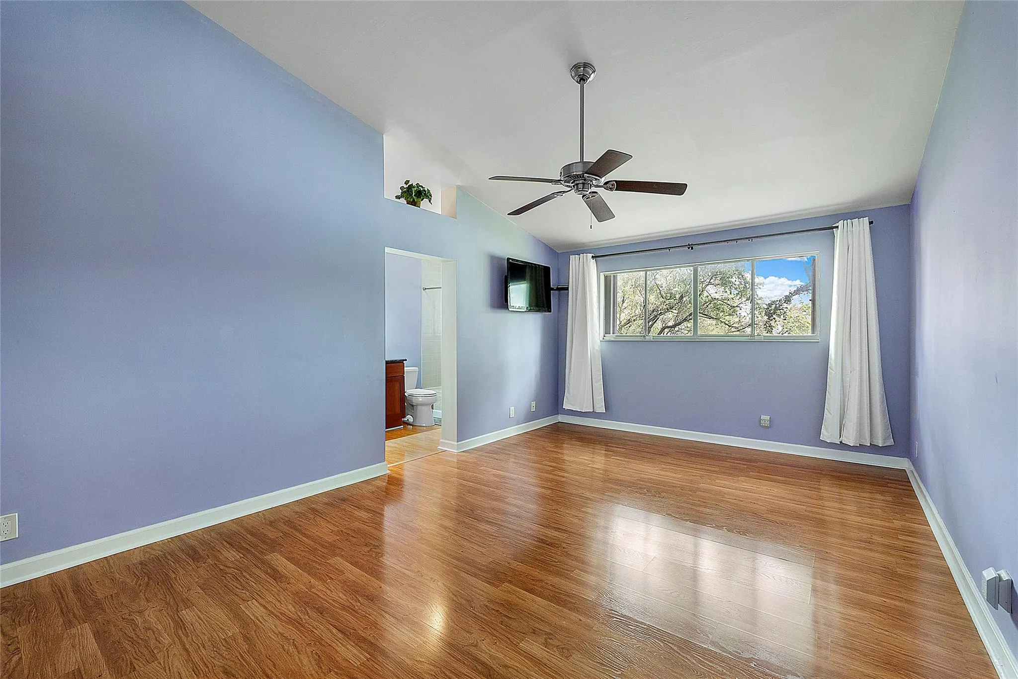 2169 Discovery Cir