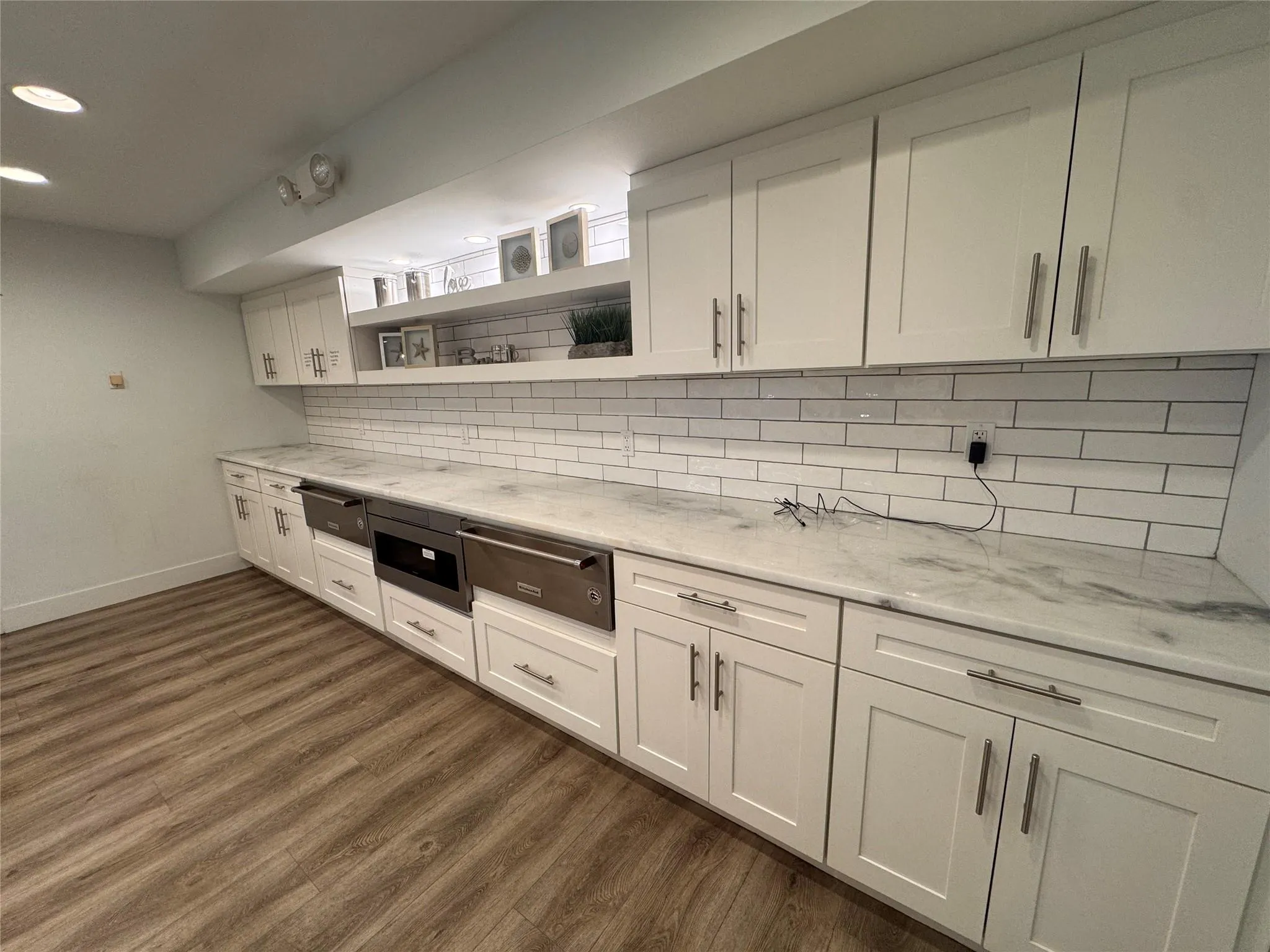 3800 Galt Ocean Dr, #415