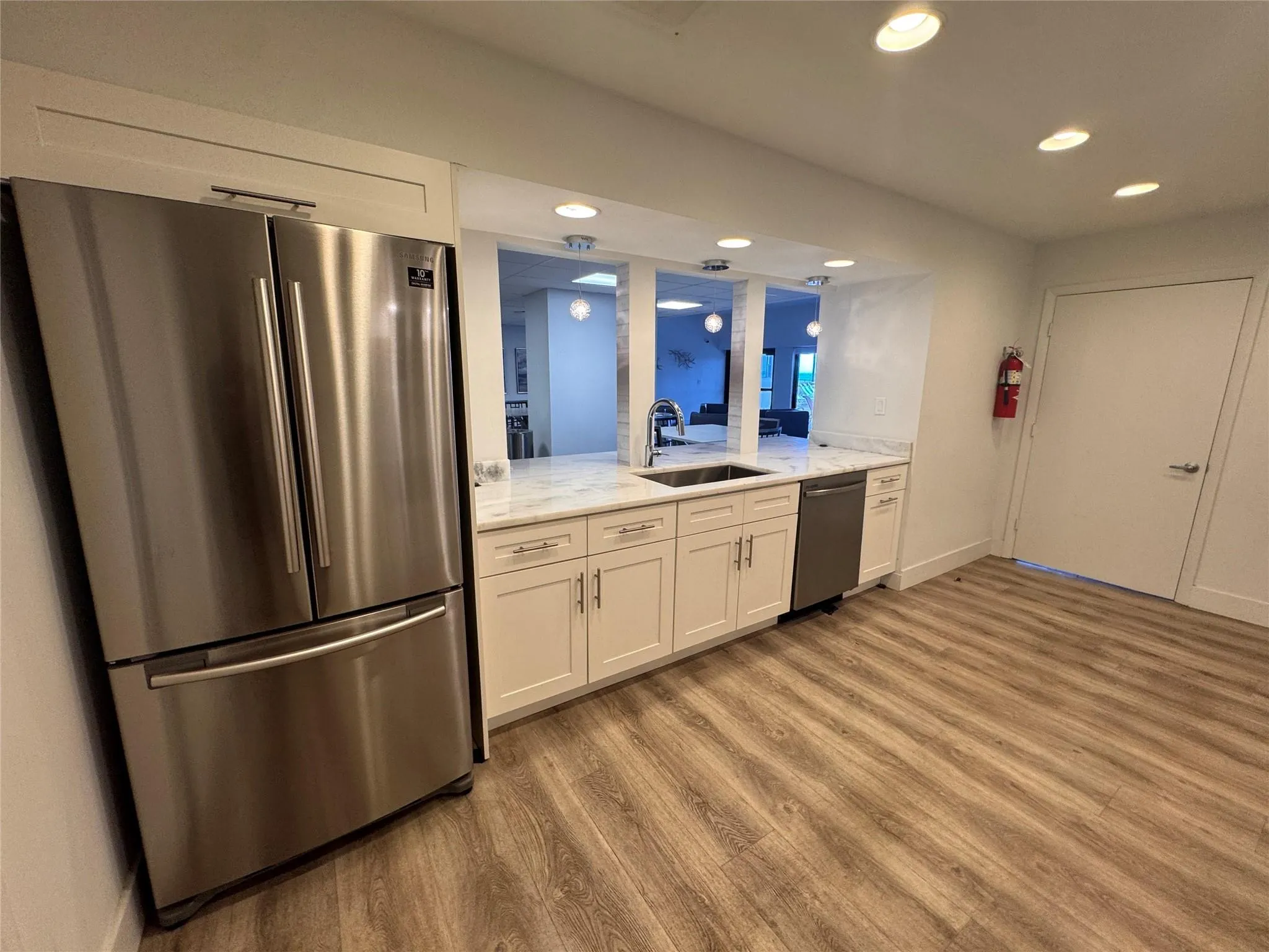 3800 Galt Ocean Dr, #415