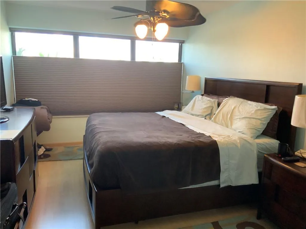 3800 Galt Ocean Dr, #415