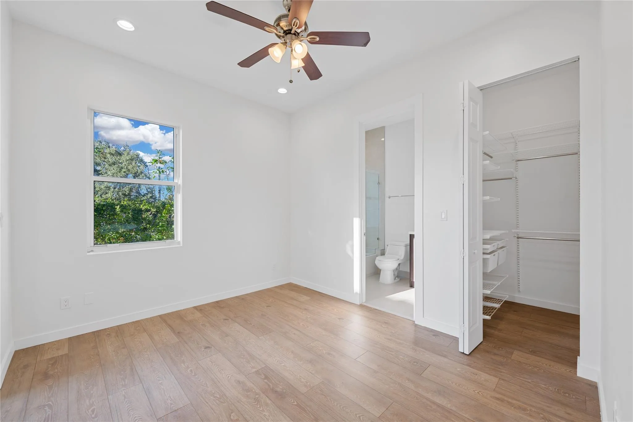 324 SW 14th Ct, #324