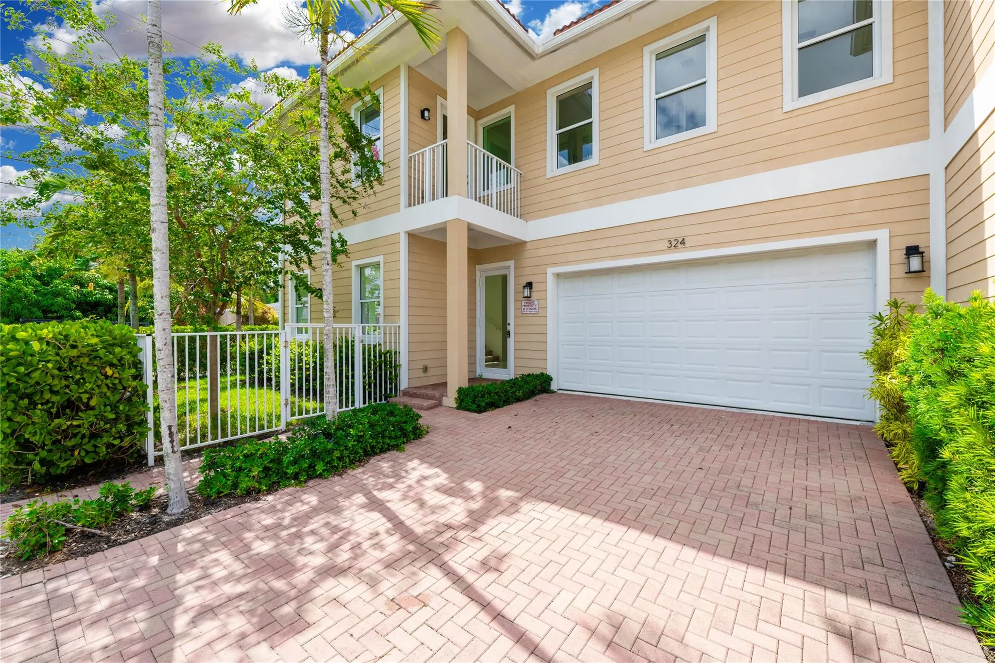324 SW 14th Ct, #324