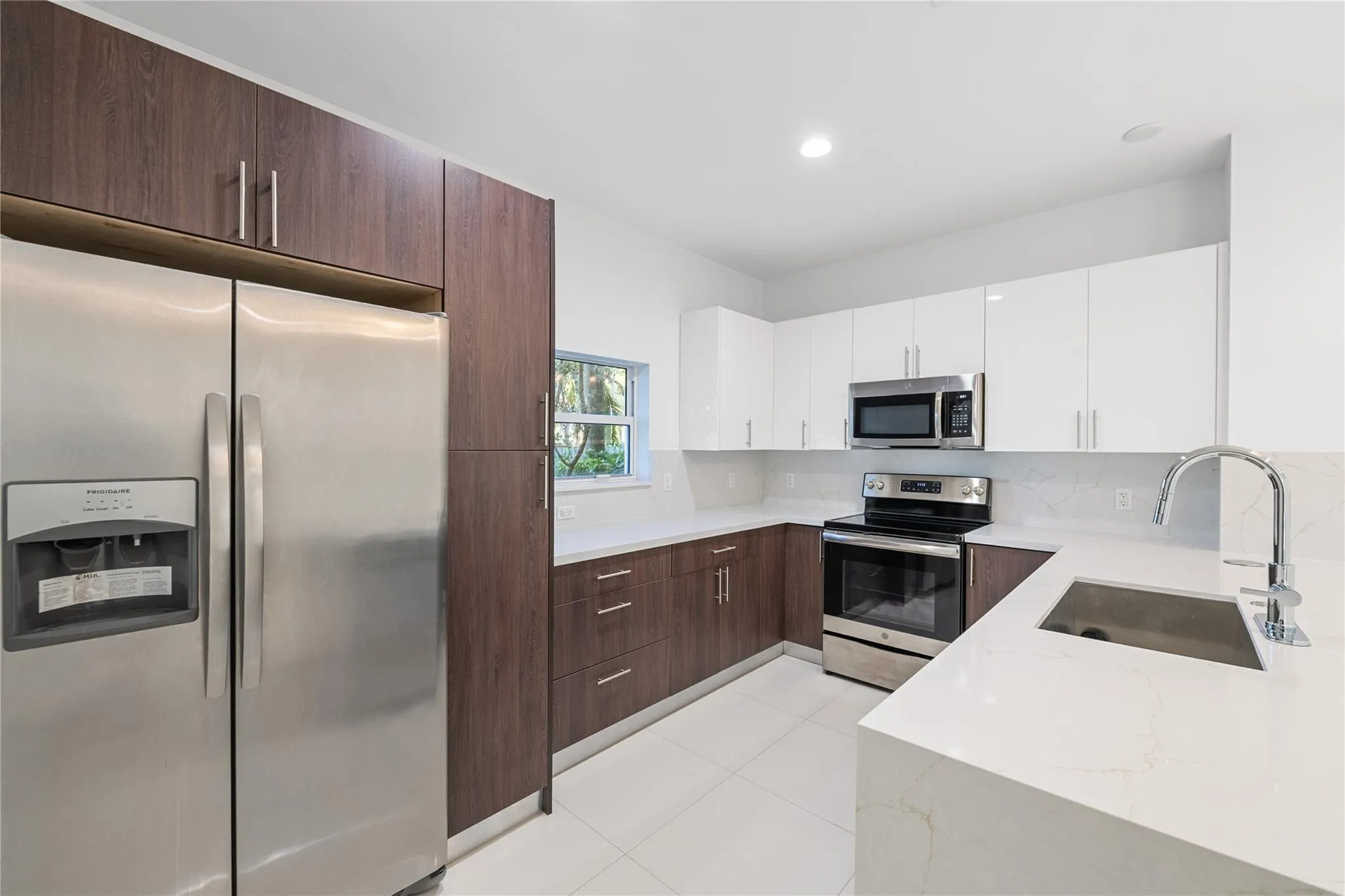 324 SW 14th Ct, #324