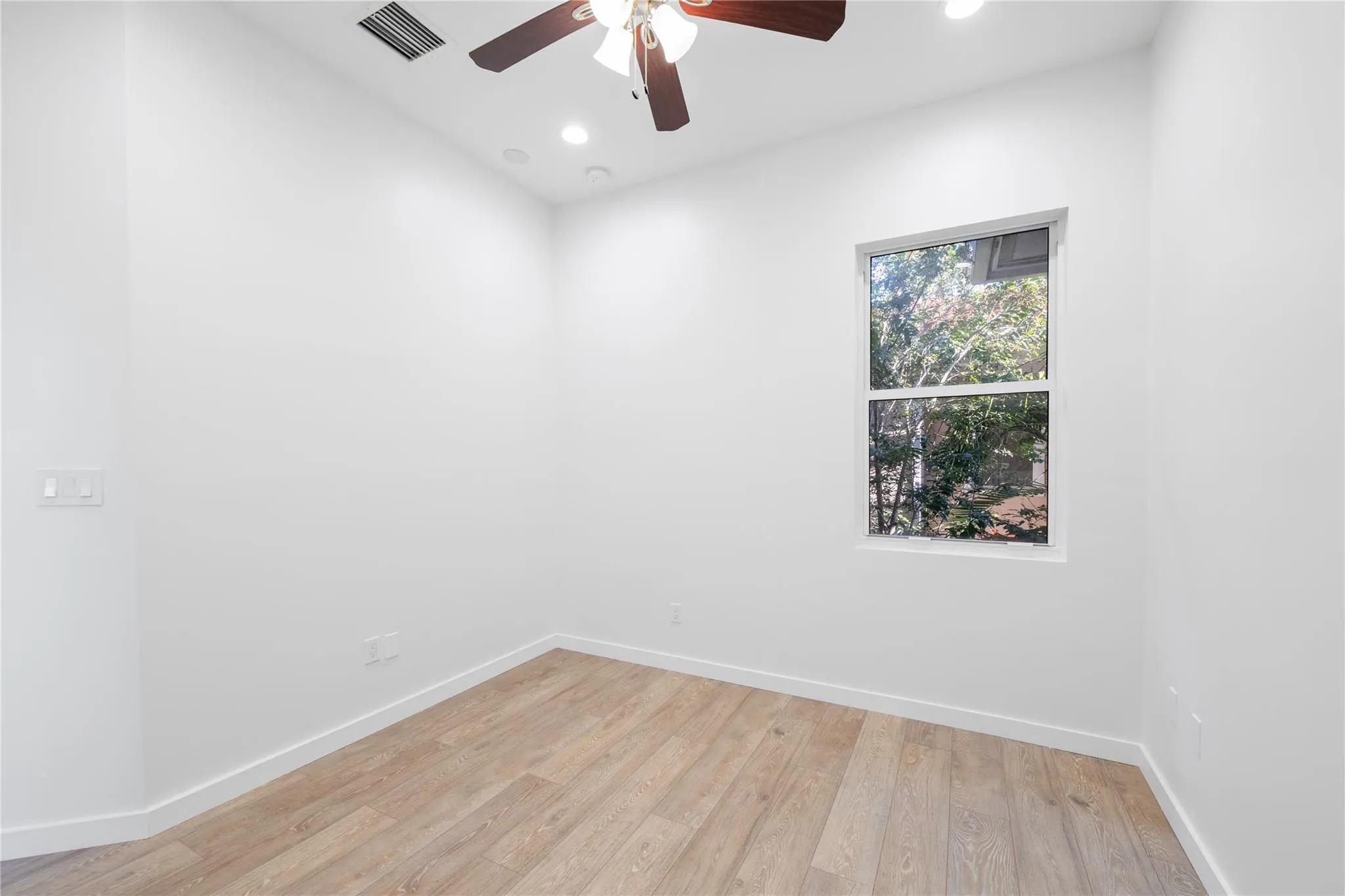 324 SW 14th Ct, #324