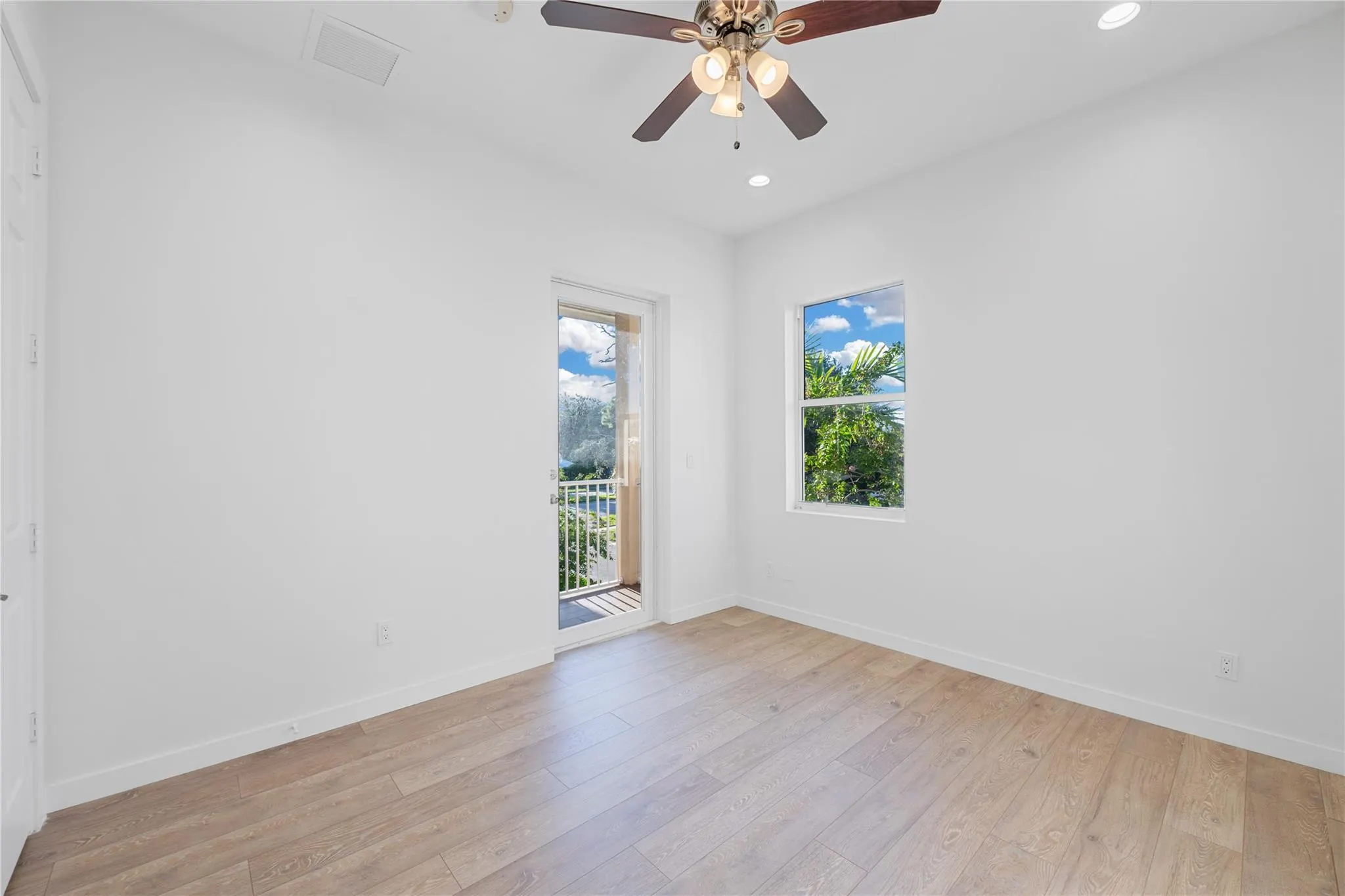 324 SW 14th Ct, #324
