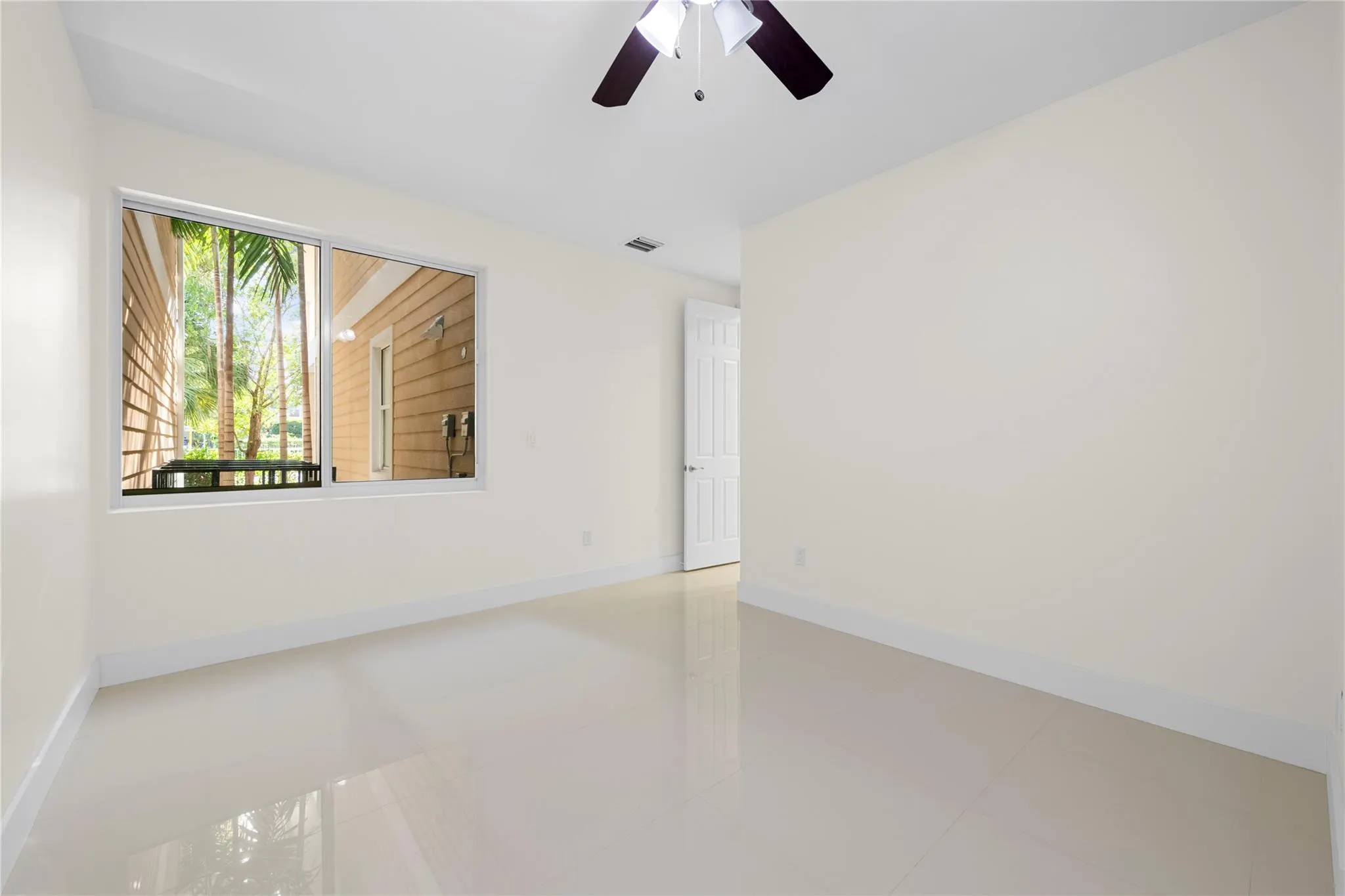 1432 SW 4th Ave, #1432