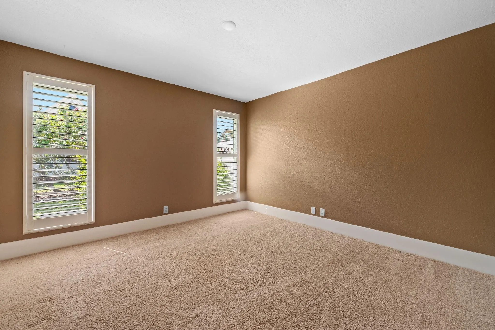 10044 Ramblewood Dr