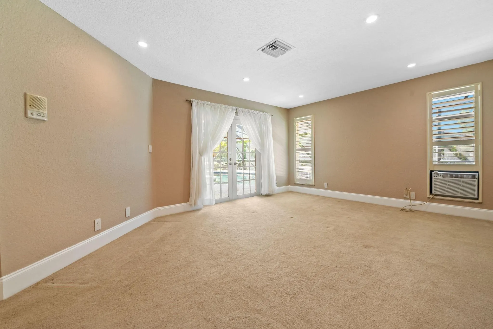 10044 Ramblewood Dr