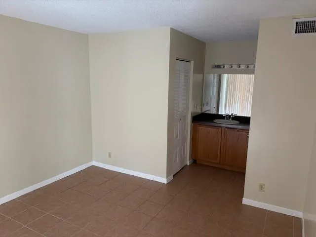 728 Executive Center Dr