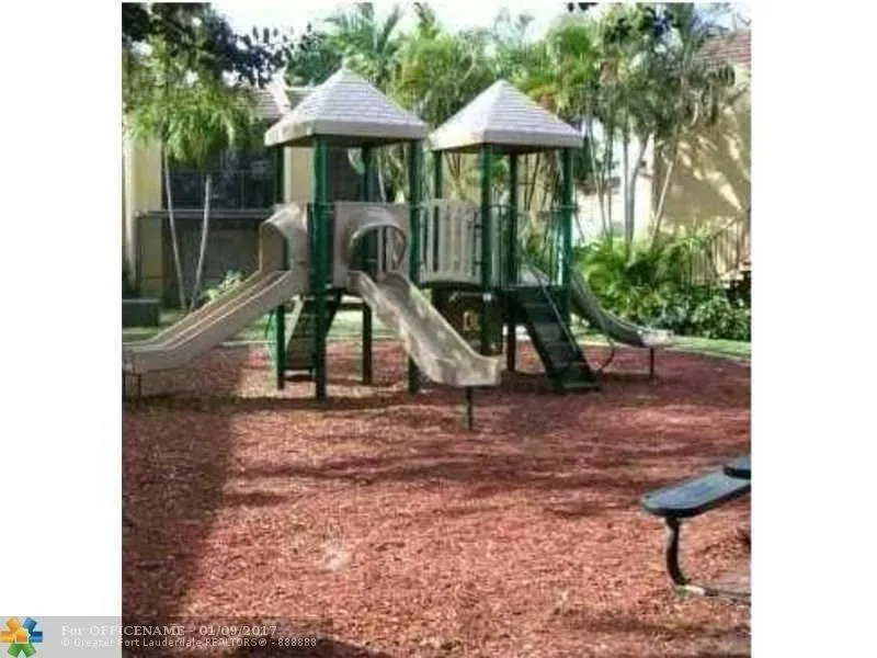 4463 Treehouse Ln, #H