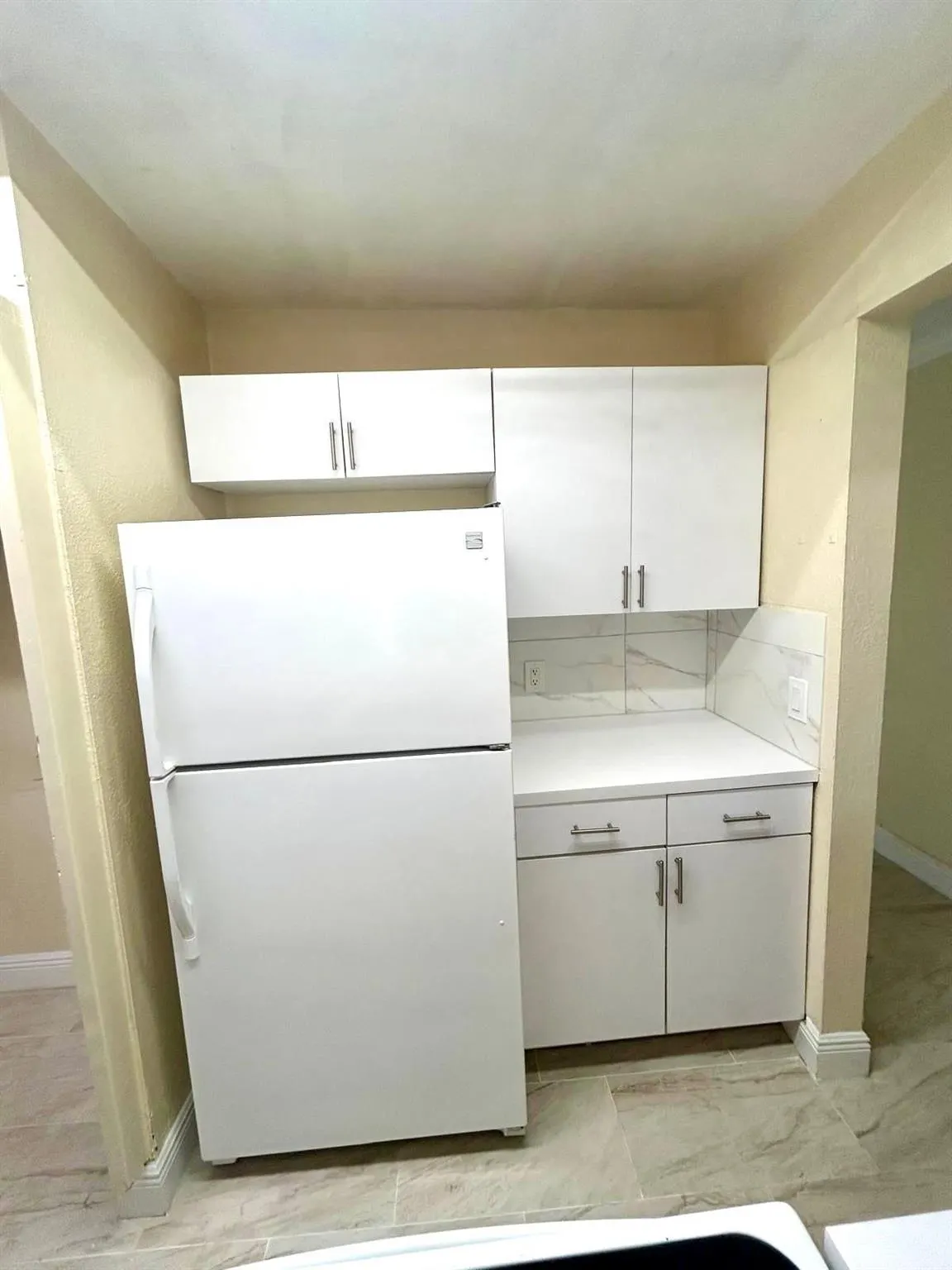 4463 Treehouse Ln, #H