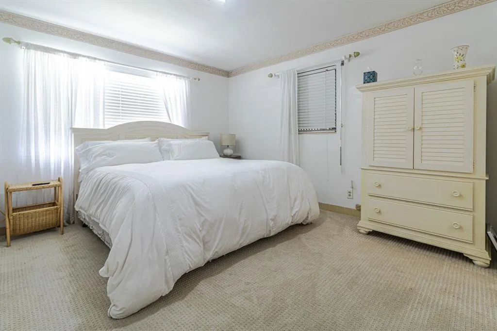 1300 SE 7th CT